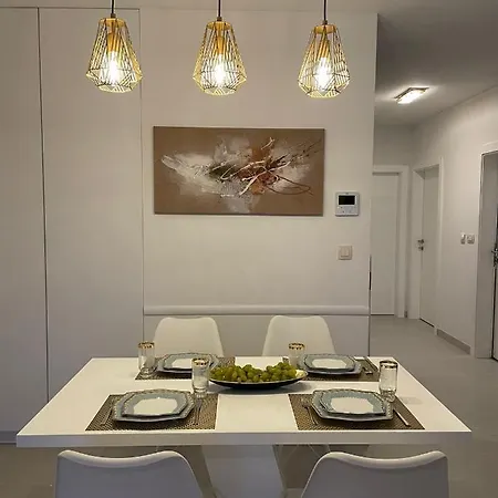 Apartamento Mali Raj Makarska